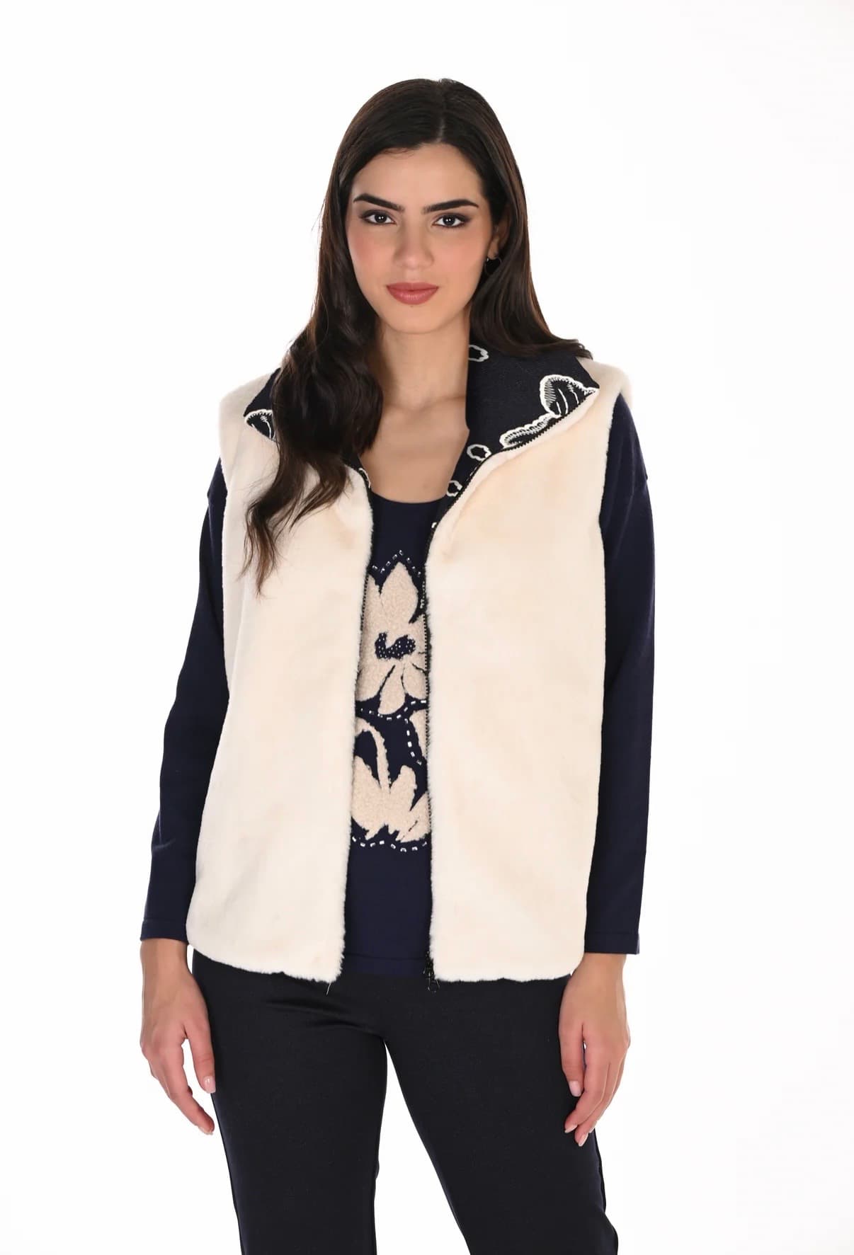 REVERSIBLE VEST