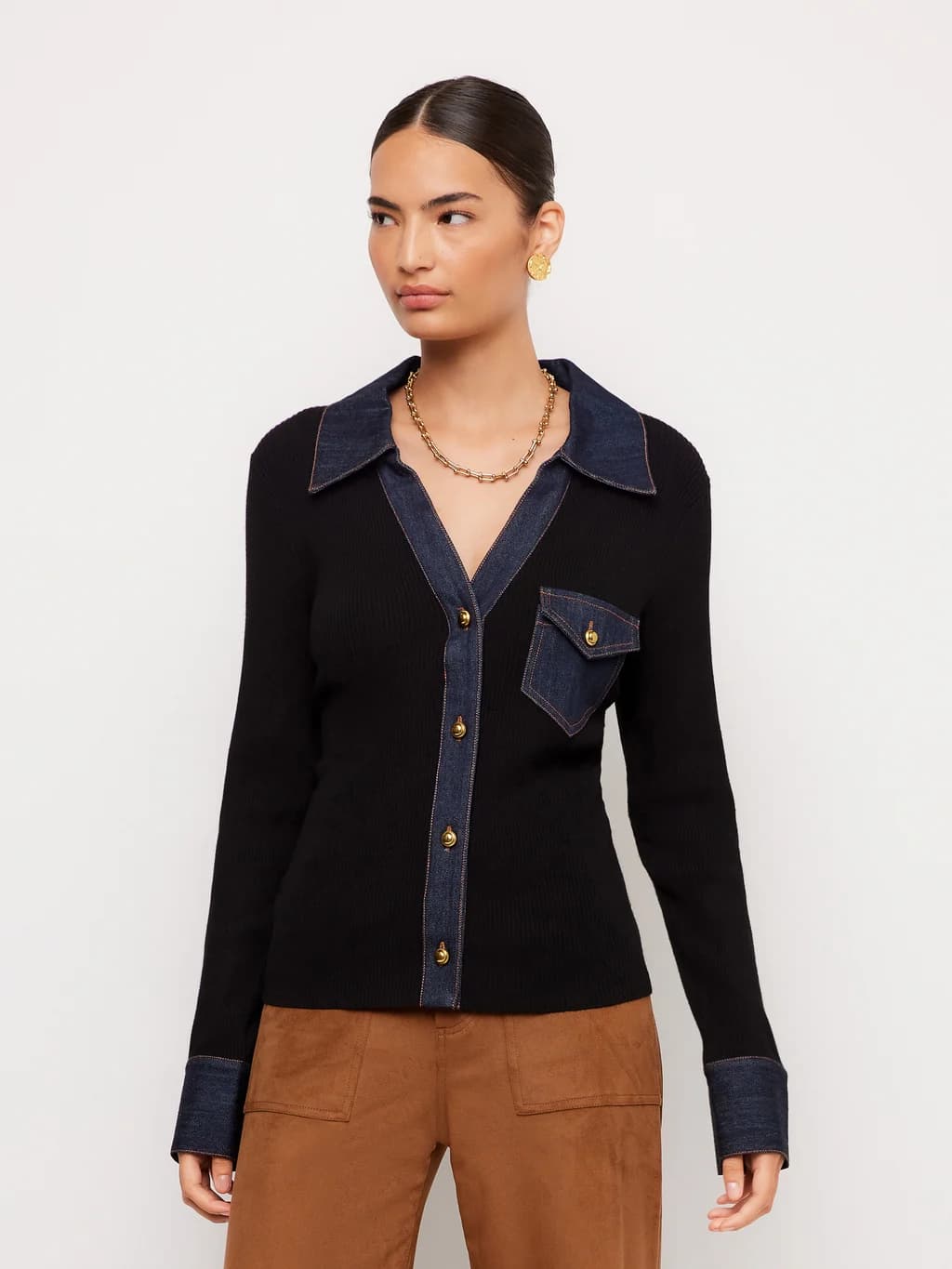 BUTTON UP TOP